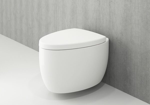 Комплект тоалетна с бидетна арматура Etna и структура Grohe