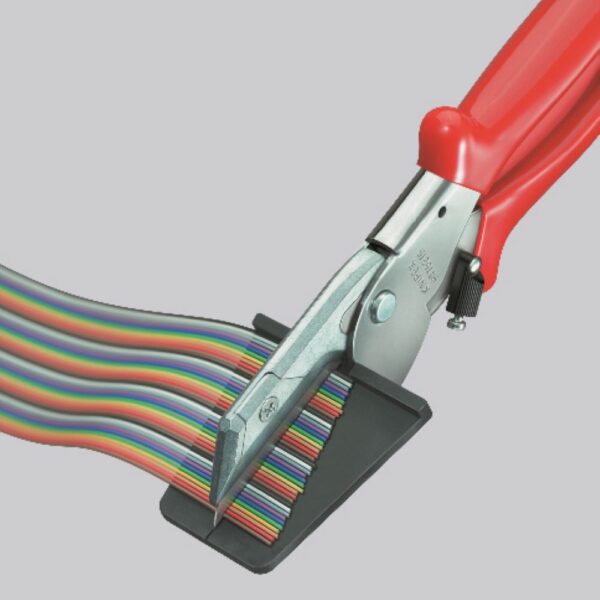 Ножици плоски за кабели с пластм.обложки 215mm,94 15 215,KNIPEX
