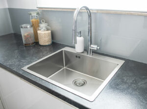 Кухненска мивка от неръждаема стомана Marmara 59x51cm хром Laveo