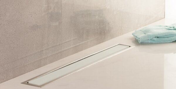 Линеен сифон с бяло стъкло LINE GLASS 300mm Pestan