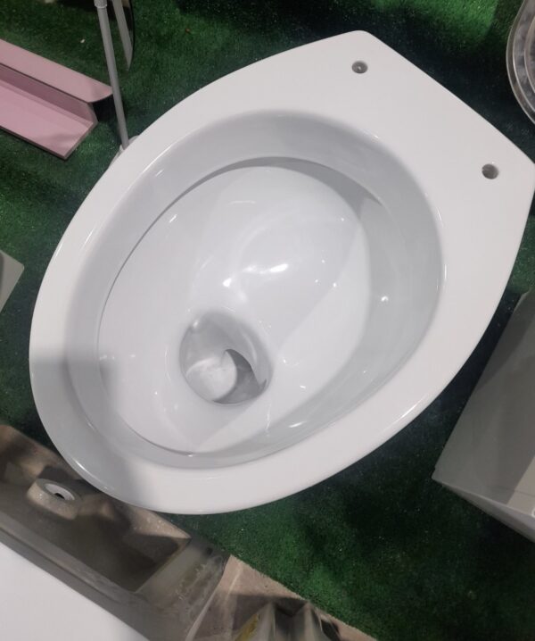 Стояща тоалетна чиния с хоризонтално оттичане Ceramica Dolomite
