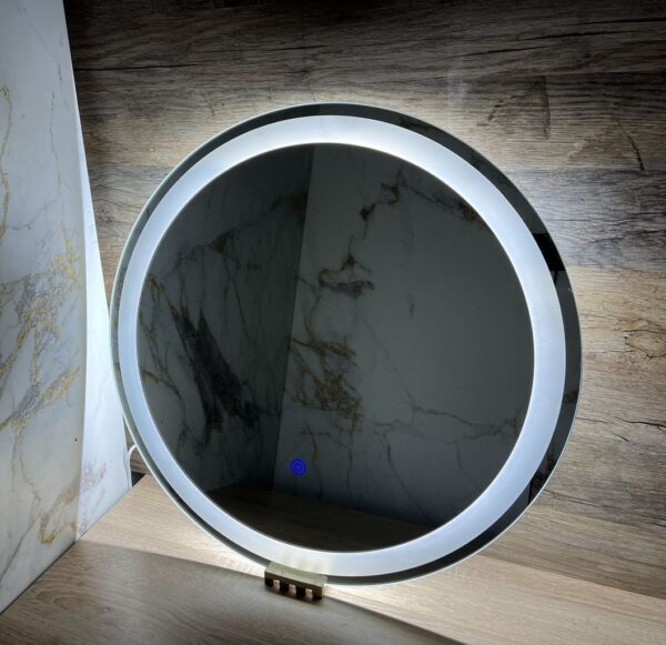 Огледало за баня с LED осветление 60cm