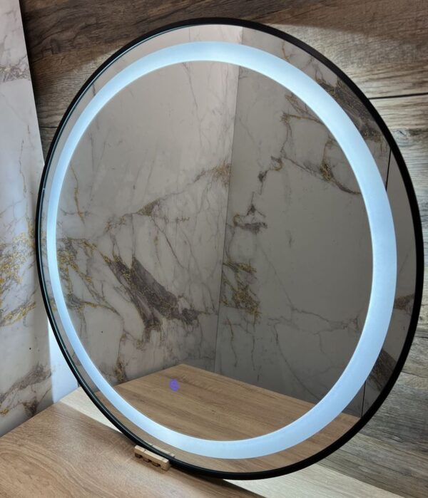 Огледало за баня с LED осветление и черна рамка 80cm