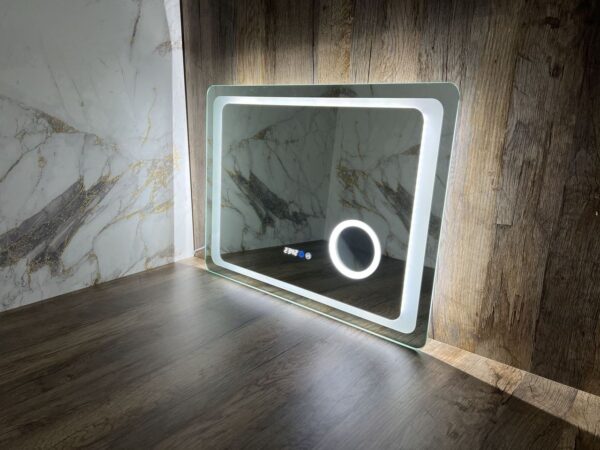Огледало за баня с LED осветление, нагревател и лупа 80x60cm